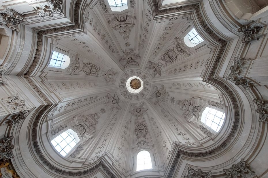 église de saint Yves à la Sapienza